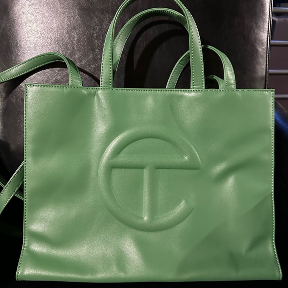 Telfar Meduim Green Bag - Picture 2 of 3